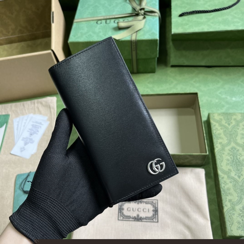 G*u*i wallets & purse